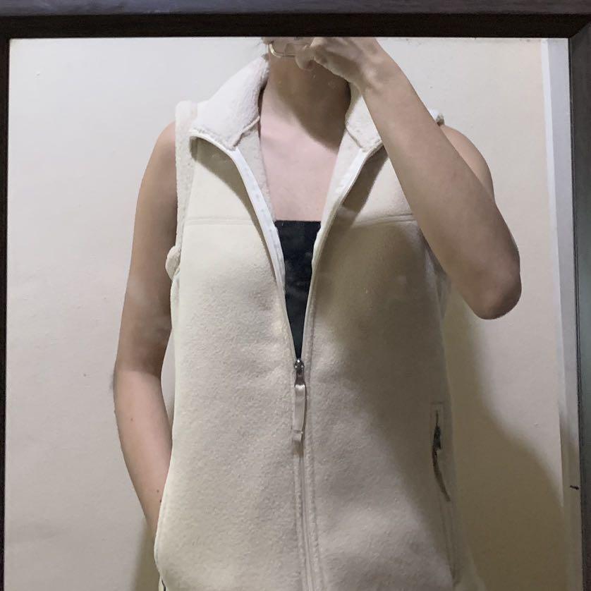old navy fleece vest