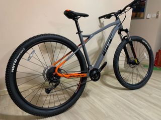 gt avalanche expert hardtail bike 2021