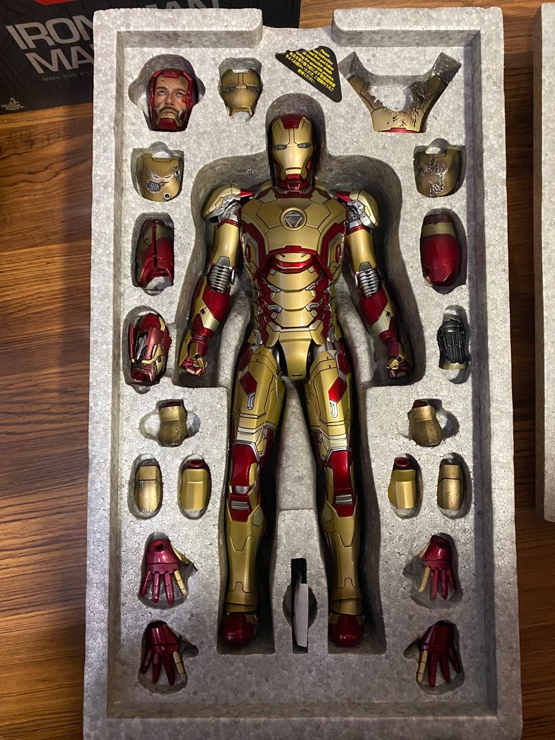 Hot toys iron man 42 discount