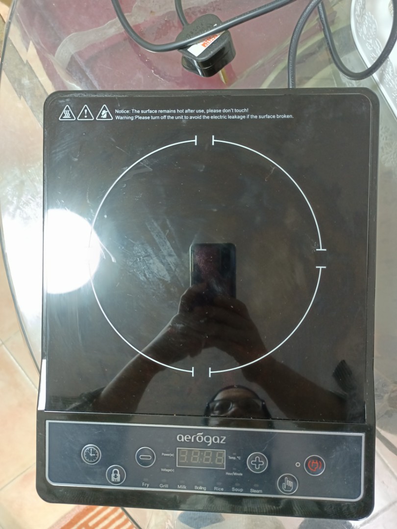 Induction cooker Aerogaz, Electronics, Others on Carousell