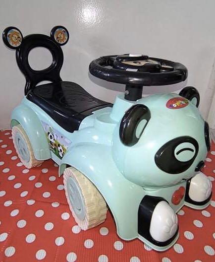 vehicle foot to floor