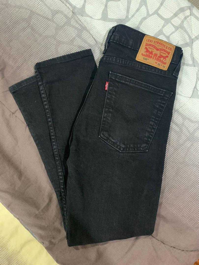 Levis 510 Black Skinny Fit Mens Jeans (Size 31), Men's Fashion, Bottoms,  Jeans on Carousell