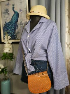 (Category: ) located in . Submitted by elleapparel (Listing ID 1060102760, Image 1). Description: .