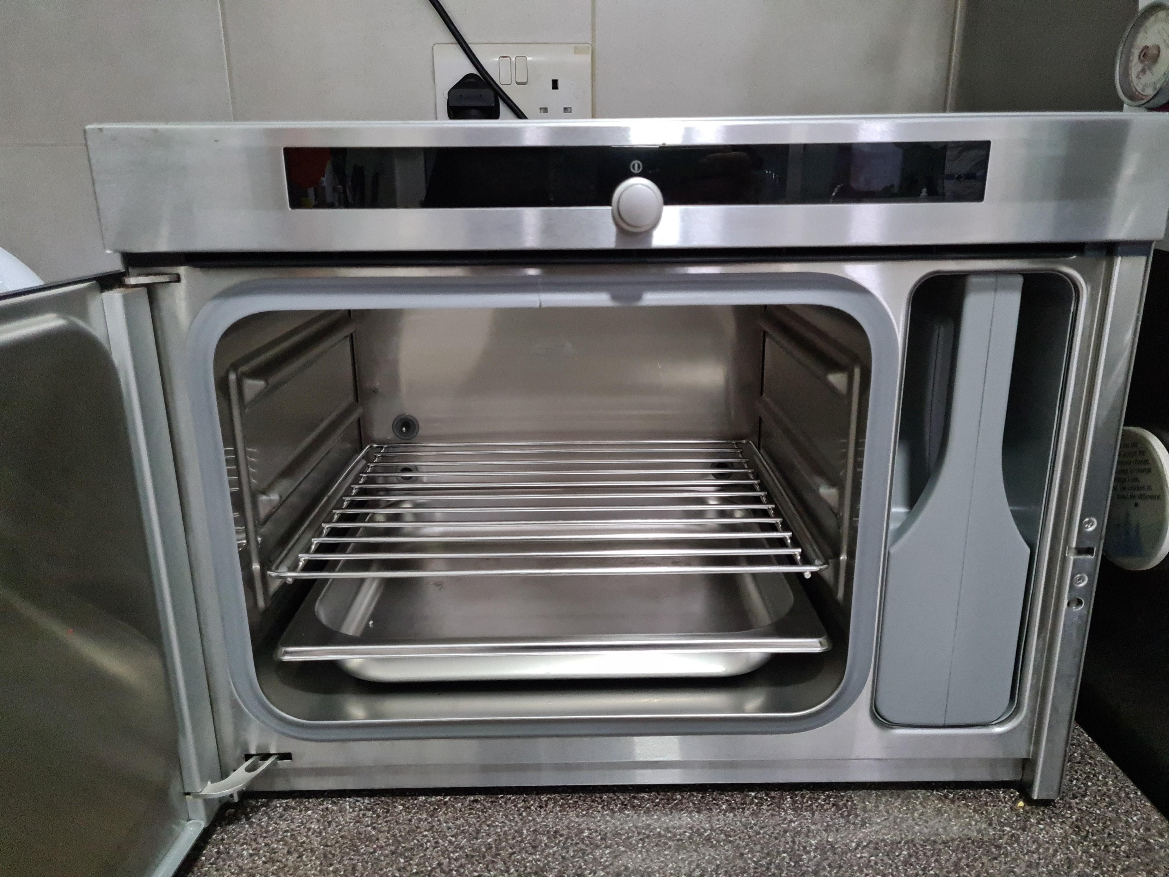 Miele steam oven, TV & Home Appliances, Kitchen Appliances, Ovens