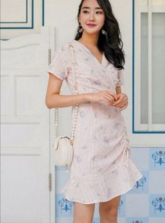 (Category: ) located in . Submitted by clearmywardrobe2026 (Listing ID 1060085483, Image 1). Description: .