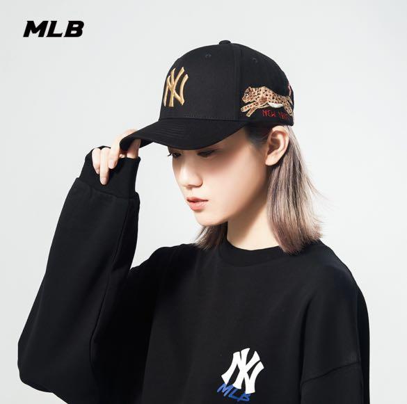 AUTHENTIC MLB KOREA // New York Yankees Cap, Women's Fashion, Watches &  Accessories, Hats & Beanies on Carousell