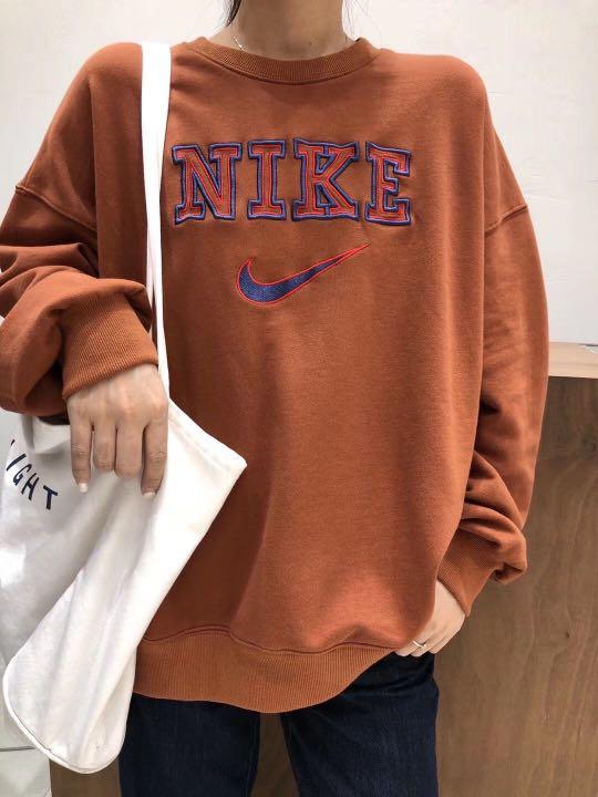 1066 Nike Spellout Contrast Vintage Retro Sweatshirt Sweater Pullover Orange Grey Navy Blue White Women s Fashion Tops Longsleeves on Carousell