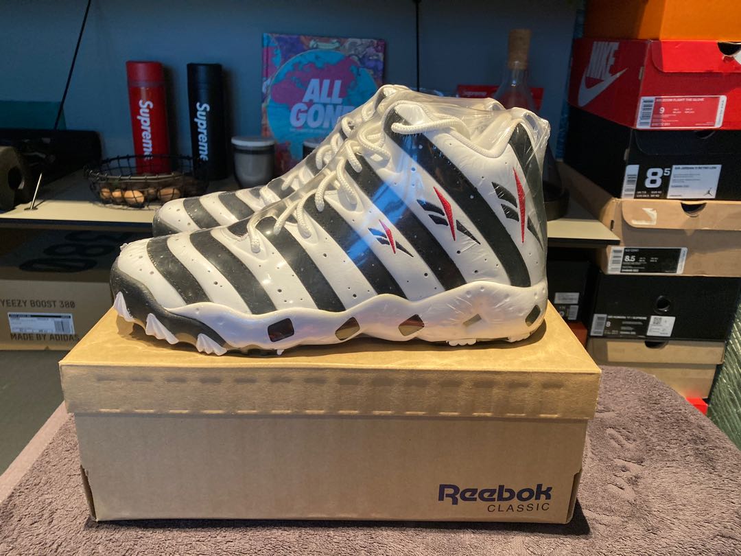 Reebok Zebra, Men's Footwear, Sneakers on Carousell