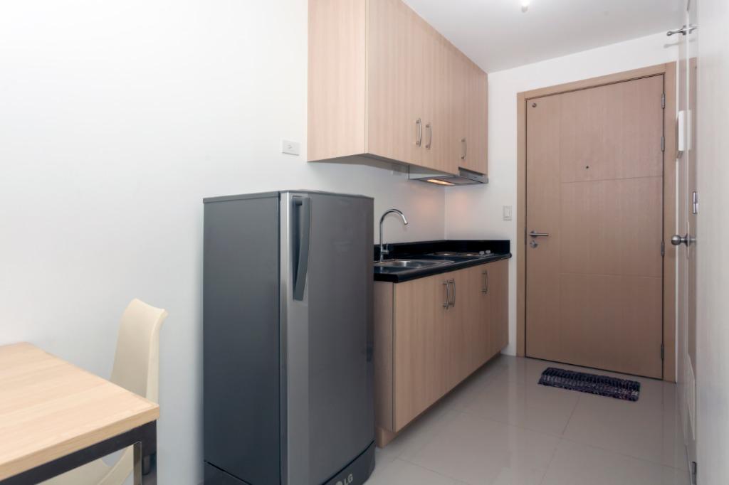 SMDC lights Tower 1 studio unit for rent, Property, For Sale ...