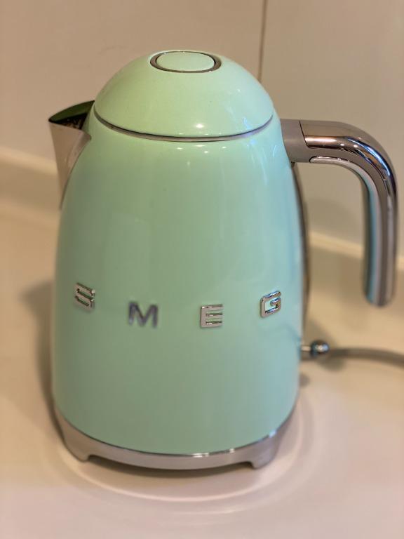 Smeg 1.7L Kettle Pastel Green, TV & Home Appliances, Kitchen