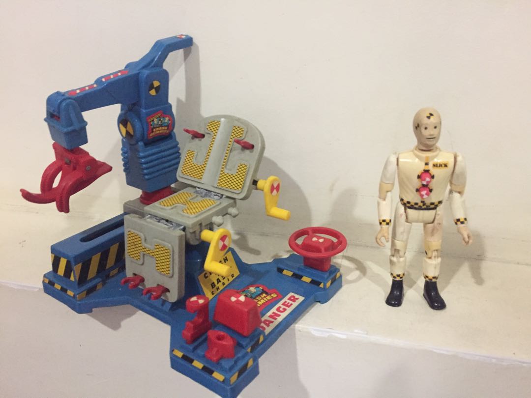 The incredible Crash Test Dummies Crash N Bash Chair w Slick, Hobbies