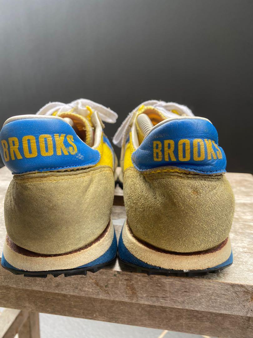 Vintage brooks sneakers hotsell