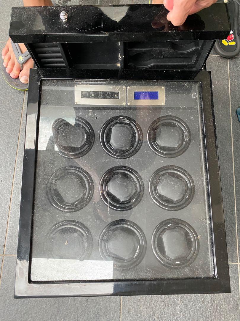 Watch Winder Not working Men s Fashion Watches Accessories Watches on Carousell