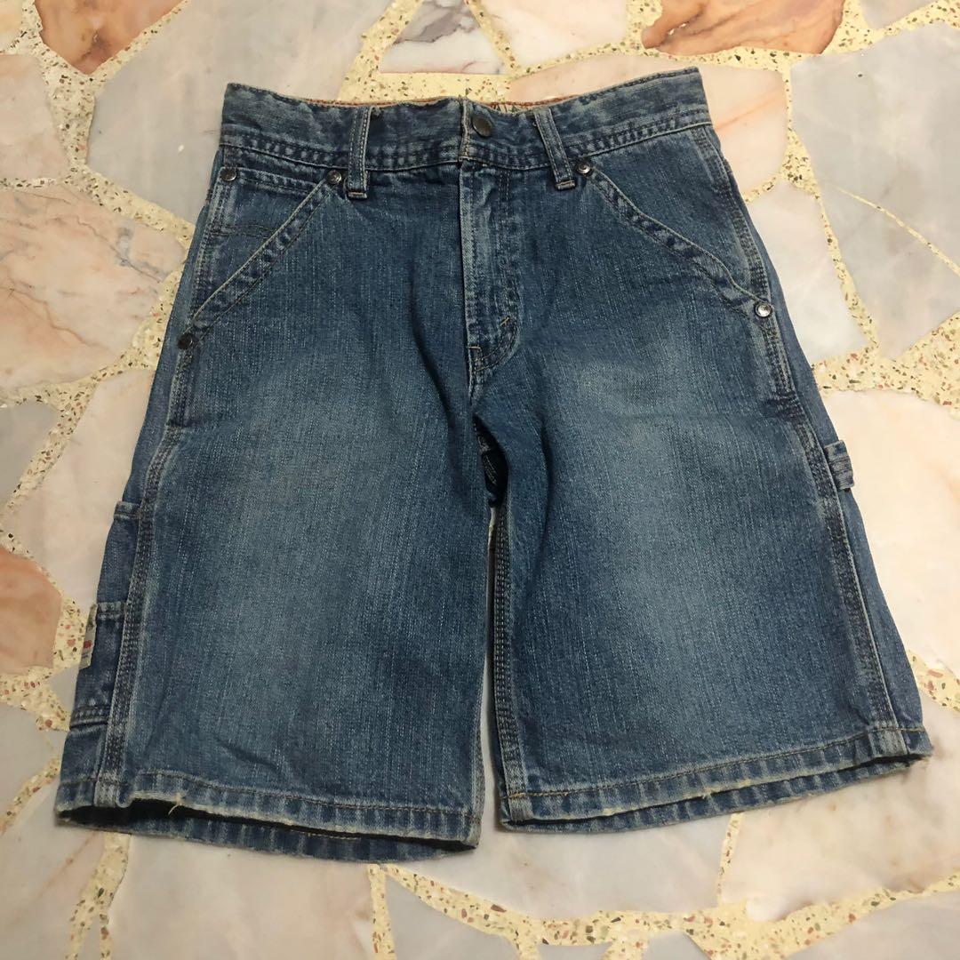 y2k vintage levi s 3 quarter denim shorts Women s Fashion Bottoms Jeans Leggings on Carousell