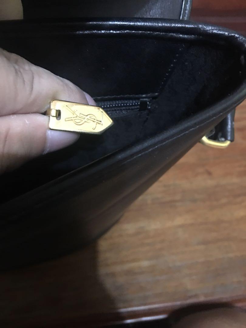 Yves Saint Laurent Vintage (Category: Luxury Bags & Wallets) located in Calauag. Submitted by jslash (Listing ID 1059984837, Image 3). Description: Vintage Yves Saint Laurent. Used but not abused. Selling because kalat nlng sa bahay. Not legit but good quality..
