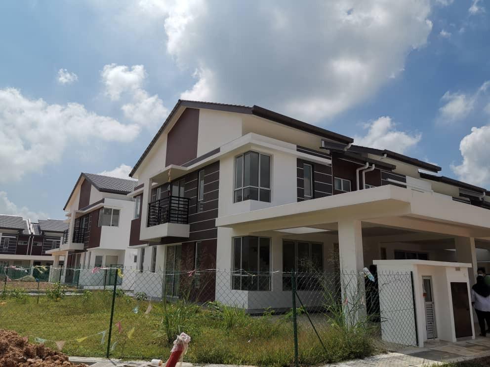 2 Sty Rumah Teres Nilai Property For Sale On Carousell