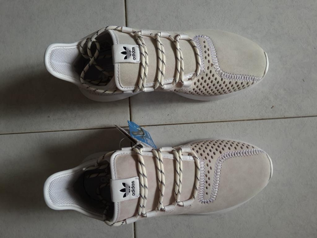 adidas tubular 42