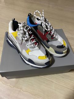 (Category: ) located in . Submitted by nigelyeo (Listing ID 1064143414, Image 1). Description: .