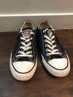 Black converse 