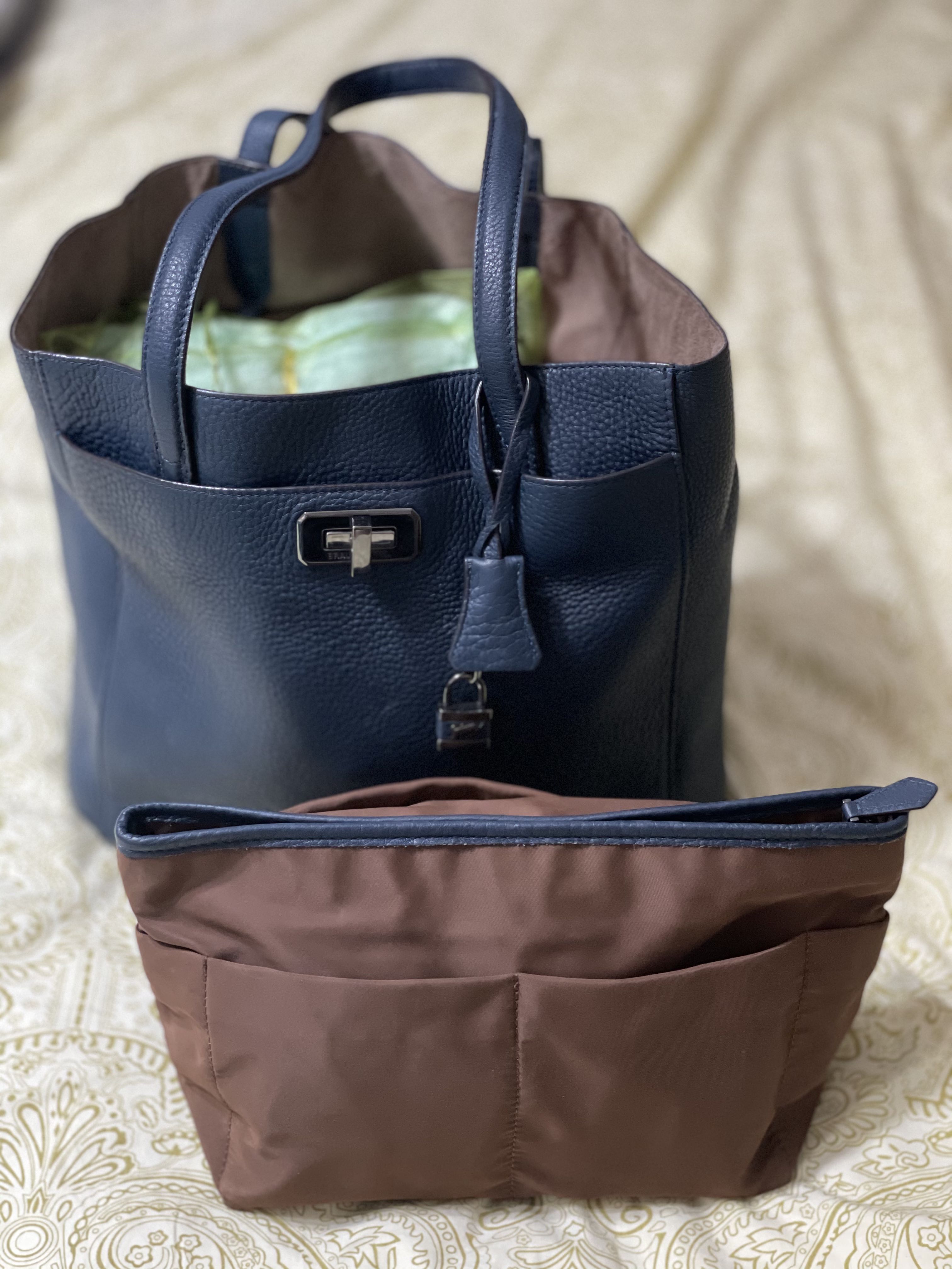 Authentic Braun buffel bucket bag (Navy), Women's Fashion, Bags ...