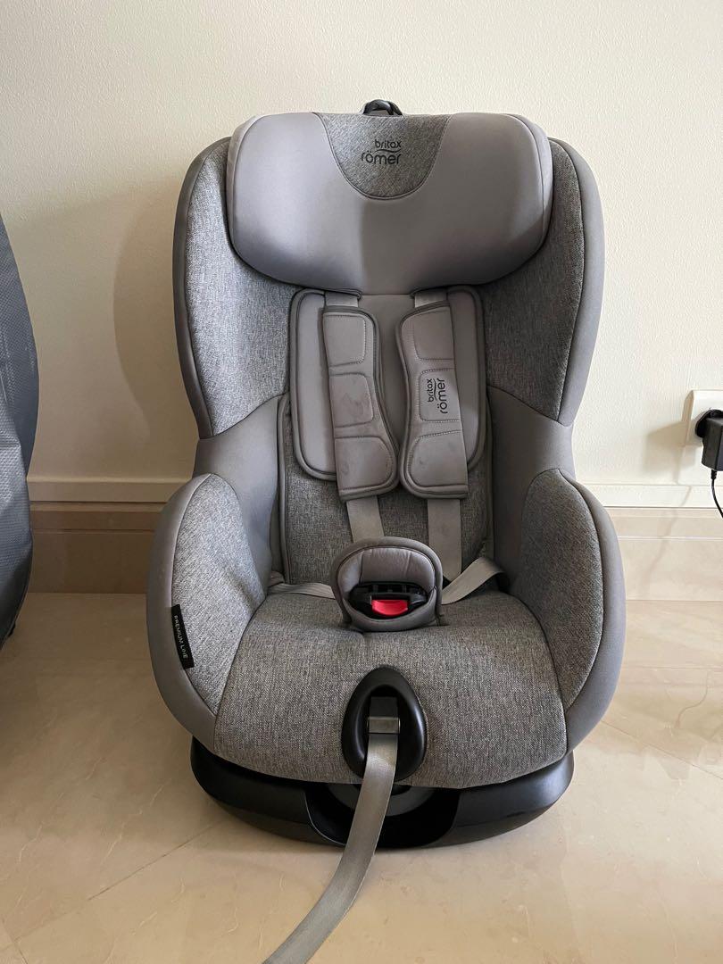 Britax römeradvansafix iv r 2025