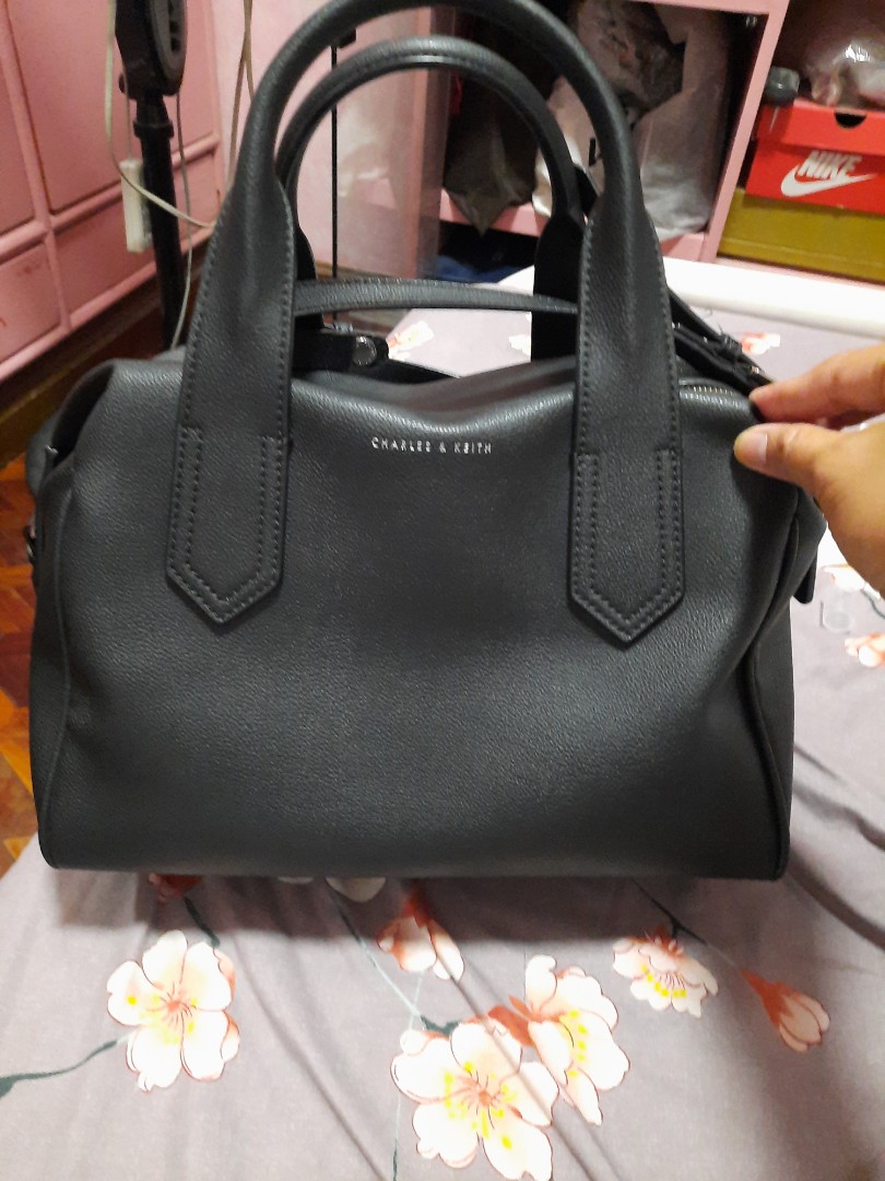 Charles and keith hot sale duffle bag
