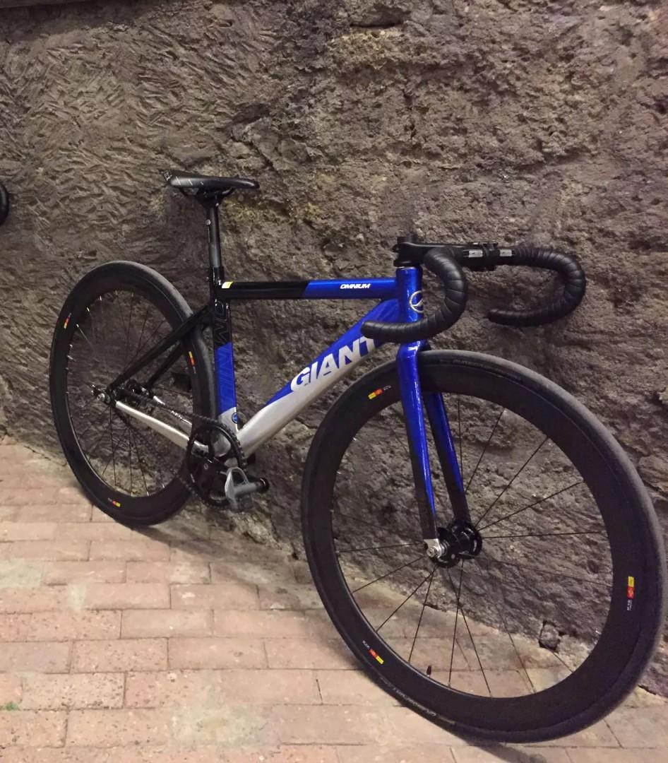 Giant omnium for sale 2025