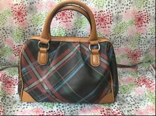 (Category: ) located in . Submitted by desang_11 (Listing ID 1064193430, Image 1). Description: .