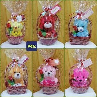 Heart’s Day Gift Basket with Card