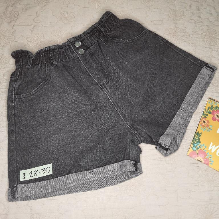 High Waist Denim Shorts (Category: Shorts) located in Quezon City. Submitted by babclections (Listing ID 1064037942, Image 1). Description: High Waist Denim Shorts Price: 90 Waistline: 28" - 30" - Garterized Code: H39 ⚠️ NO CANCELLATION ⚠️ NO BOGUS BUYER/NO JOY MINER ⚠️ NO RETURN/EXCHANGE 💌 Manage your expectations. All items are preloved and thrifted. 💌 Wash before use 💌 Color may vary due to lighting 💌 Allow 1-2cm measuring difference due t