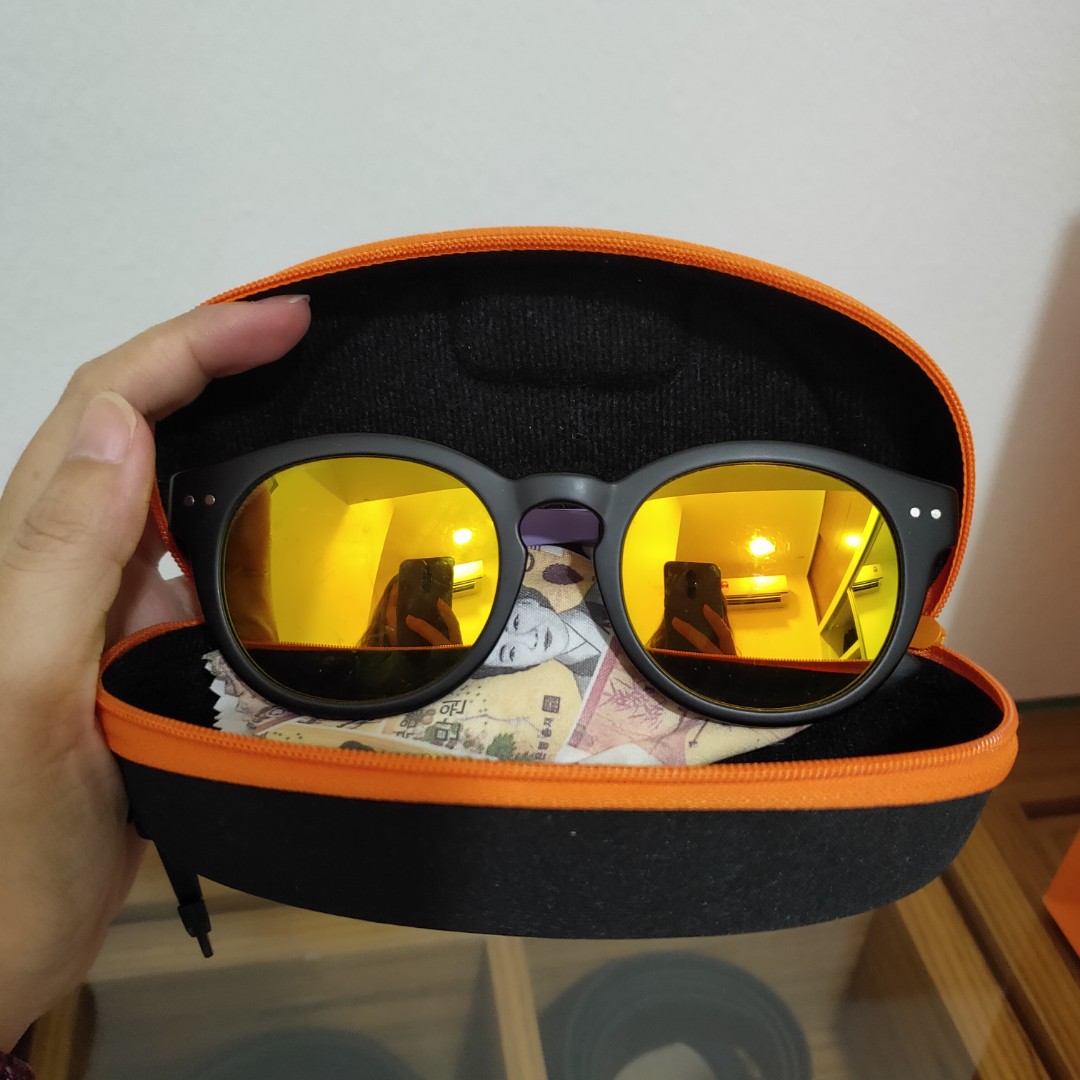 Korea Sunglass, Women's Fashion, Watches & Accessories, Sunglasses