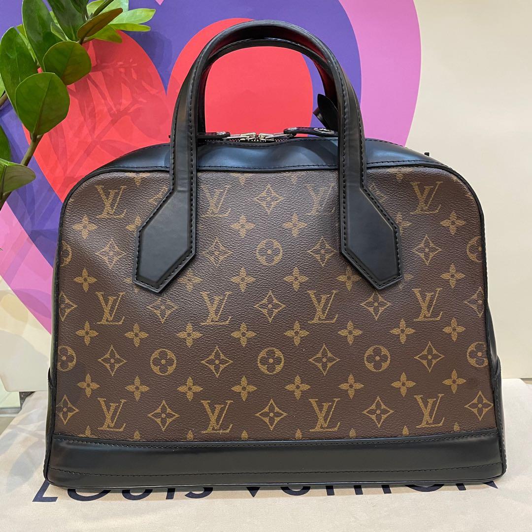 Louis Vuitton Dora MM Purse – Turnabout Luxury Resale