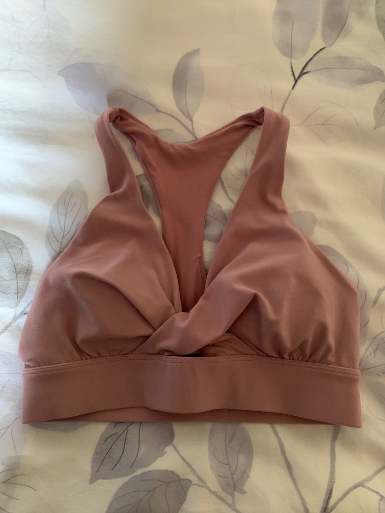 Awakening bra hot sale lululemon