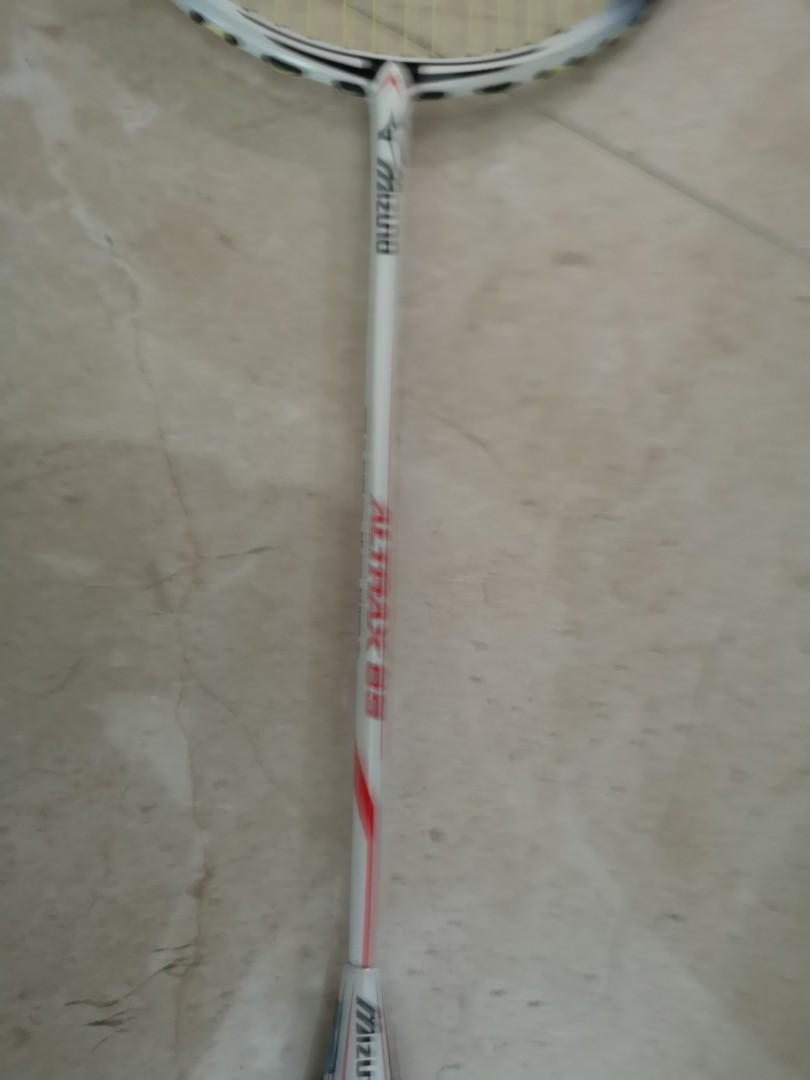Mizuno Altrax 85 badminton racket