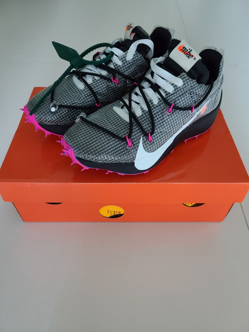 Nike Crossover off white Trail shoe Size US 6.5 Euro