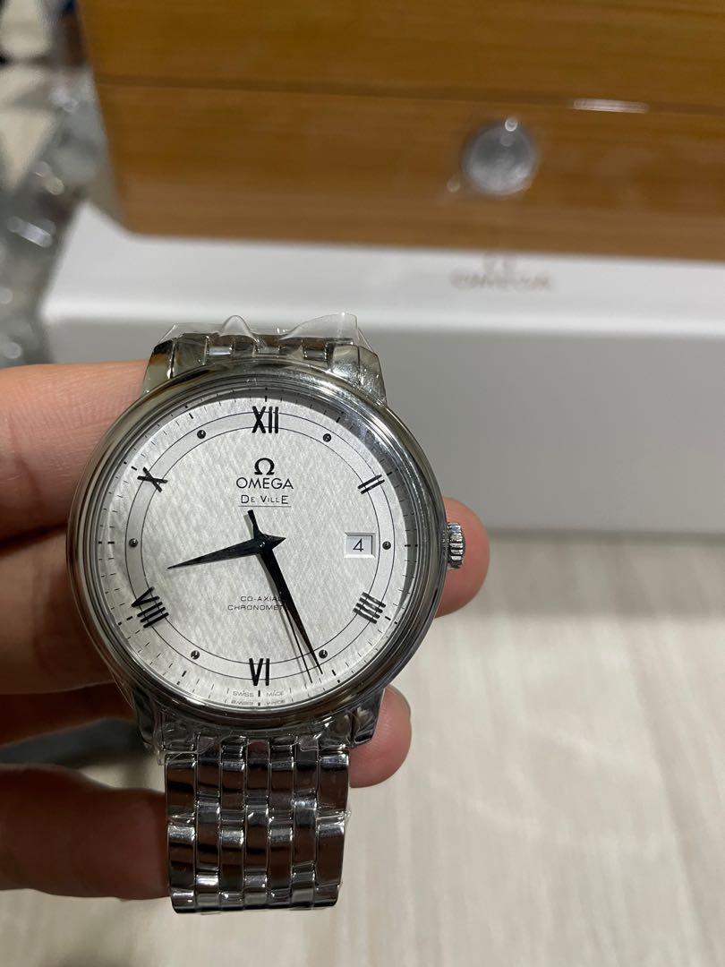 Omega CO‑AXIAL CHRONOMETER 39.5 毫米腕 