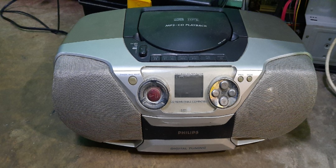 Philips Radio Cassette CD Player, Audio, Portable Music Players on Carousell