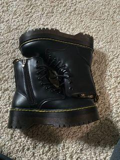 PLATFORM Boots