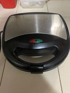(Category: ) located in . Submitted by dashmanilapreloved (Listing ID 1064040655, Image 1). Description: .