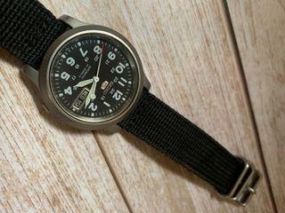 Seiko 5 21 Jewels Watches Carousell Philippines