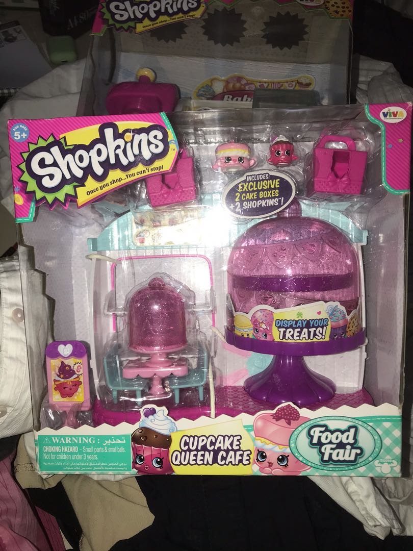 shopkins cupcake queen cafe
