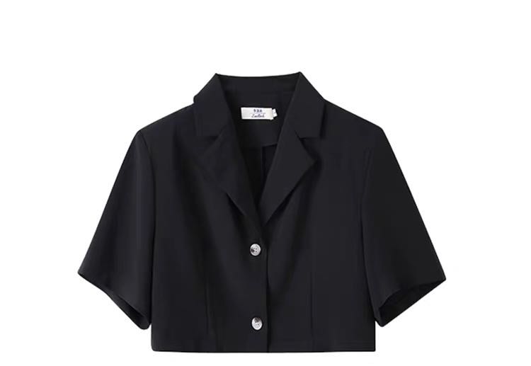 Short suit top, Women's Fashion, Tops, Other Tops on Carousell