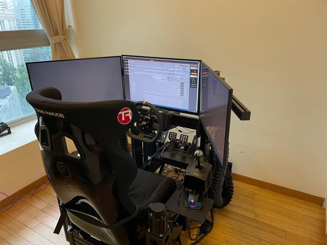 Sim racing flight simulator motion simulator Fanatec SFX-100 DOFReality ...