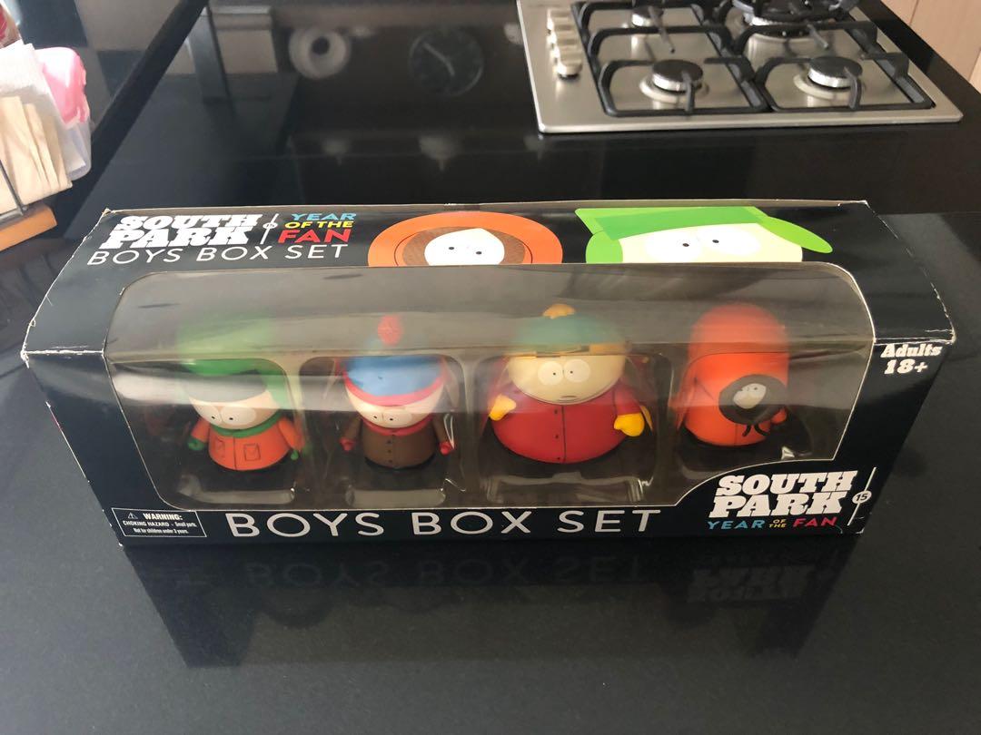 South Park Boys Box Set (Category: Designer & Blind Box Toys) located in Quezon City. Submitted by jacjian (Listing ID 1064051034, Image 2). Description: South Park Boys Year of the Fan Box Set. Opened for checking only and taking pictures. Box shows some shelf wear due to storage. Last price already, haggling will not be entertained. No trades or swaps. Buyer to book Grab or Lalamove to pick-up item in Fairview, Quezon City; after online payment