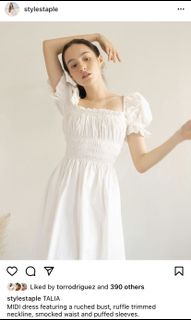 (Category: ) located in . Submitted by classic.ootd (Listing ID 1064172143, Image 1). Description: .