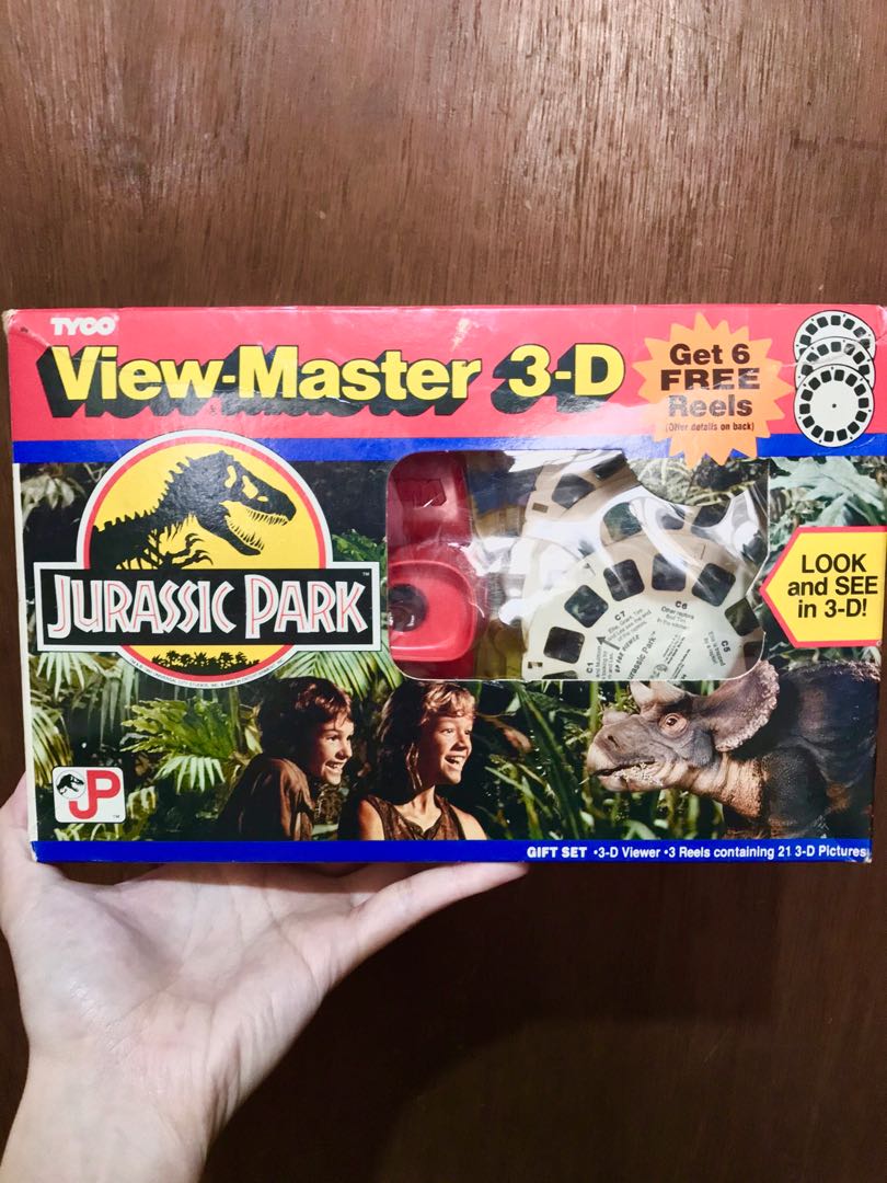 View master 3D with jurassic park and cinderella films, Hobbies & Toys,  Toys & Games on Carousell
