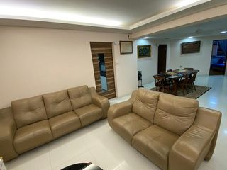 (Category: ) located in . Submitted by senoriz (Listing ID 1064335939, Image 1). Description: .