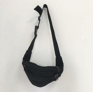 韓國製黑色大容量腰包