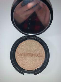 BARE MINERALS HIGHLIGHTER