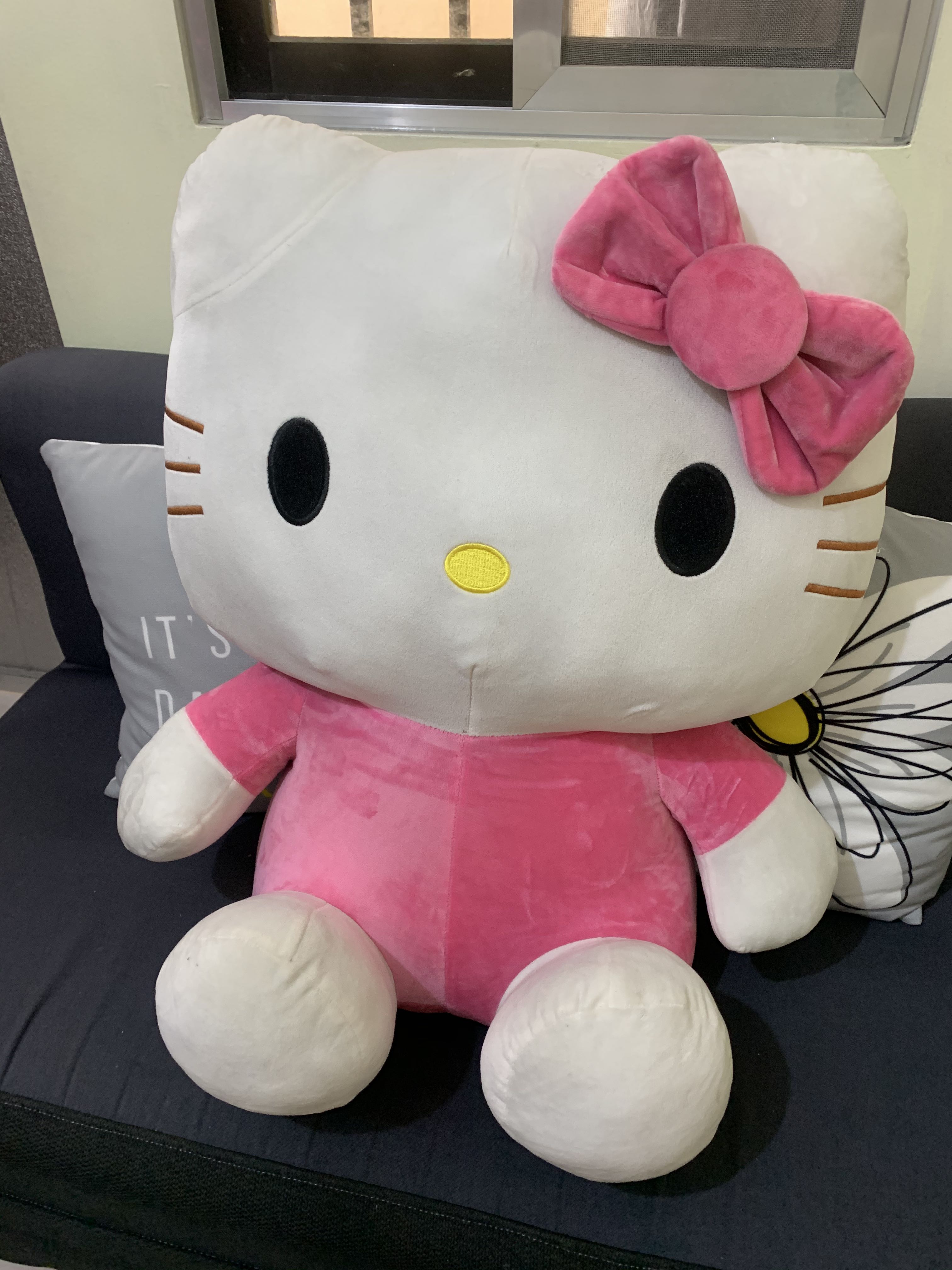 Hello kitty stuff toy big on sale